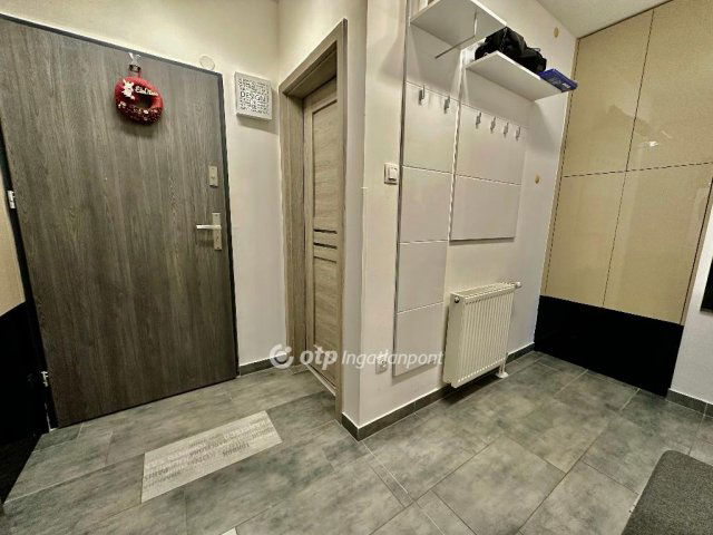 Eladó téglalakás, Debrecenben 109.9 M Ft, 3 szobás