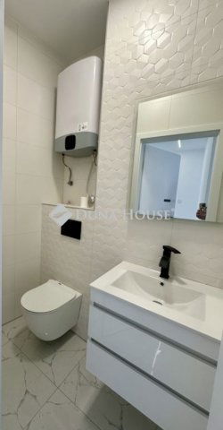 Eladó téglalakás, Budapesten, V. kerületben 181 M Ft, 4 szobás