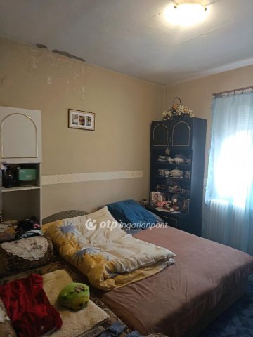 Eladó családi ház, Gyöngyöstarjánon 17 M Ft, 4 szobás