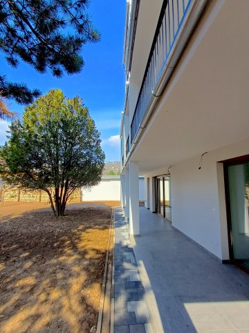 Kiadó téglalakás, albérlet, Pécsett, Faludi Ferenc utcában