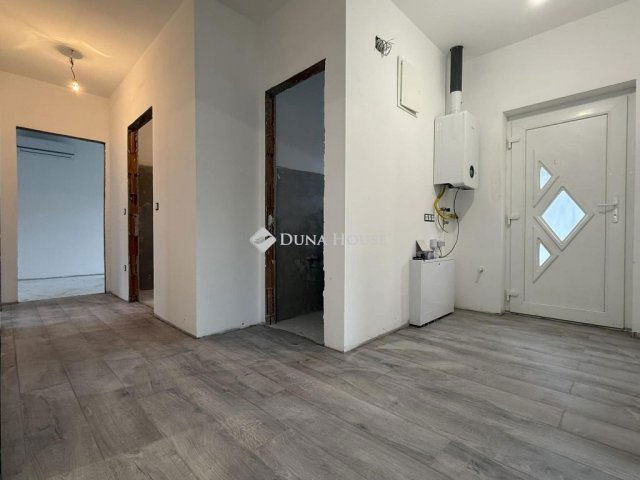 Eladó családi ház, Kecskeméten 82.99 M Ft, 4 szobás