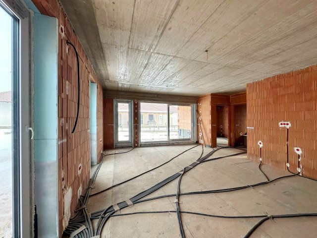 Eladó téglalakás, Kozármislenyen 101.5 M Ft, 3 szobás