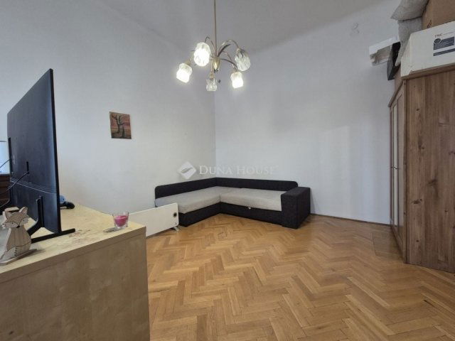 Eladó téglalakás, Budapesten, IX. kerületben 54.9 M Ft, 2 szobás