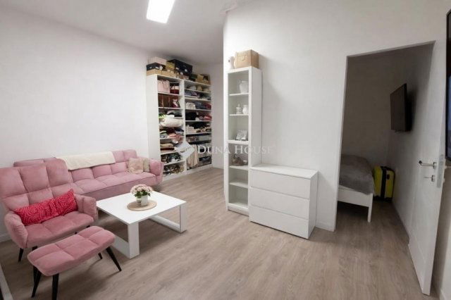 Eladó téglalakás, Budapesten, XIII. kerületben 61.5 M Ft