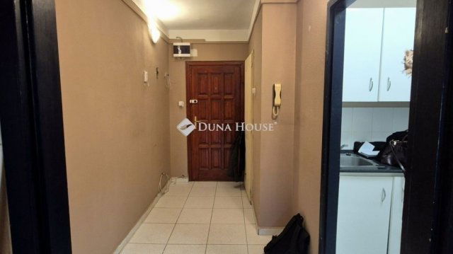 Eladó téglalakás, Budapesten, XI. kerületben 54.9 M Ft, 1 szobás