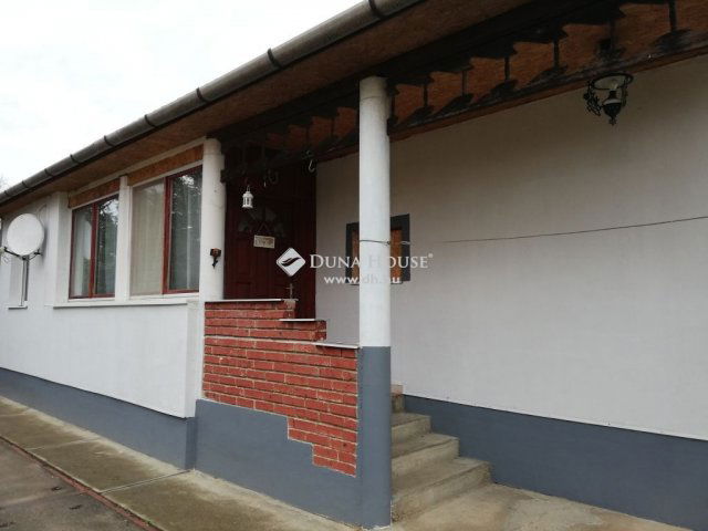 Eladó családi ház, Hejőkeresztúron 52 M Ft, 4 szobás