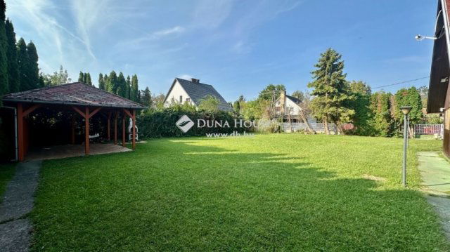 Eladó családi ház, Balatonfenyvesen 430 M Ft, 4 szobás