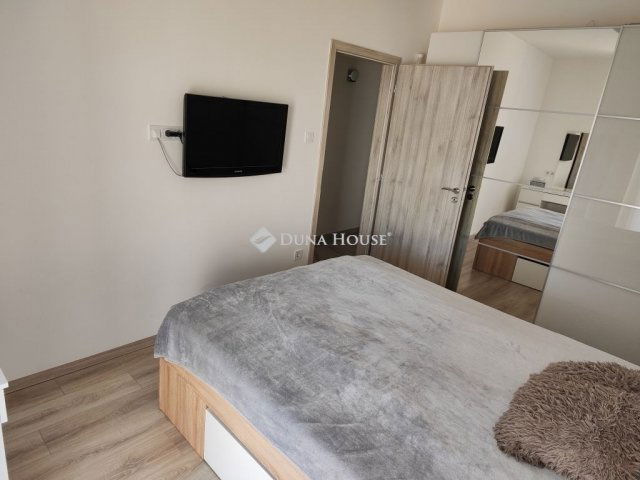 Eladó ikerház, Ócsán 97.9 M Ft, 4 szobás / költözzbe.hu