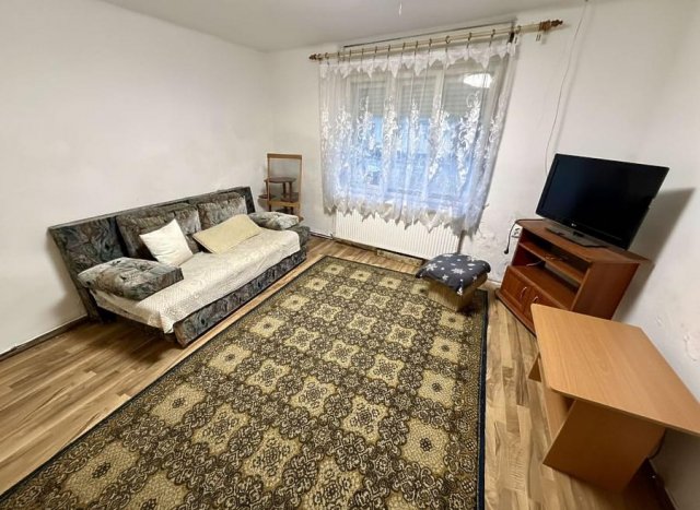 Eladó téglalakás, Vácon 41 M Ft, 1+2 szobás