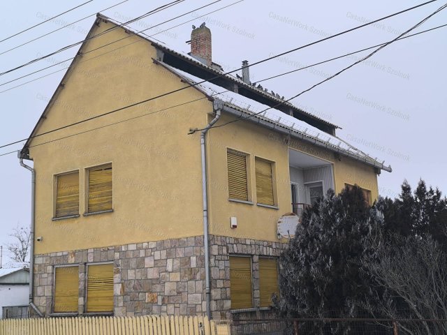 Eladó családi ház, Zagyvarékason 27.5 M Ft, 4 szobás