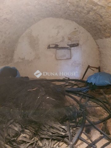 Eladó telek, Pécselyen 85 M Ft / költözzbe.hu