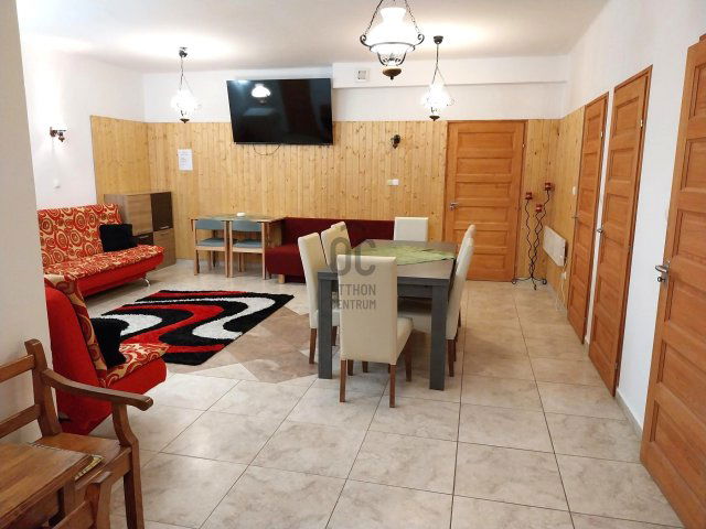 Eladó családi ház, Szekszárdon 112.5 M Ft, 4 szobás