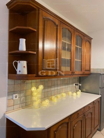 Kiadó téglalakás, albérlet, Budapesten, III. kerületben