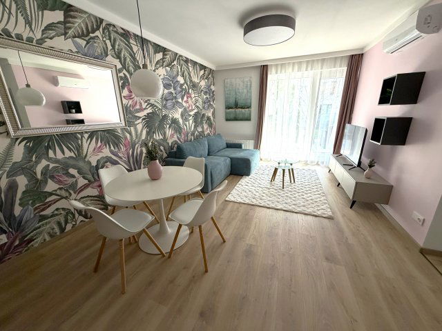 Eladó téglalakás, Budapesten, VIII. kerületben, Corvin sétányon