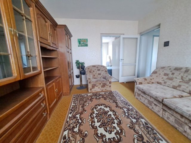 Kiadó panellakás, albérlet, Debrecenben 240 E Ft / hó, 4 szobás