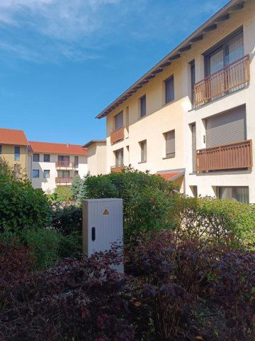 Kiadó téglalakás, albérlet, Tatán 400 E Ft / hó, 4 szobás
