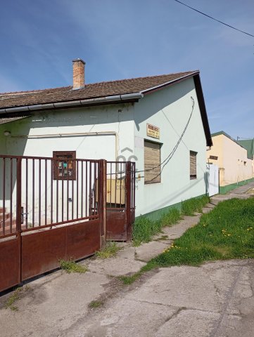 Eladó ipari ingatlan, Bátaszéken 19.9 M Ft / költözzbe.hu