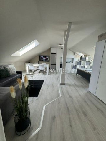 Kiadó téglalakás, albérlet, Kecskeméten 160 E Ft / hó