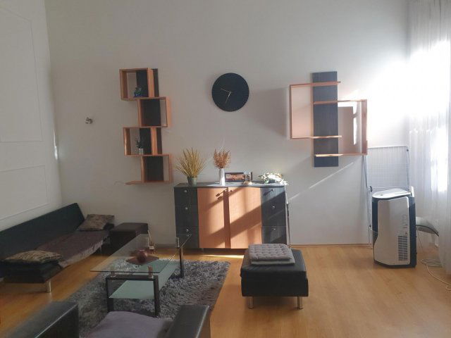 Kiadó téglalakás, albérlet, VI. kerületben, Vasvári Pál utcában