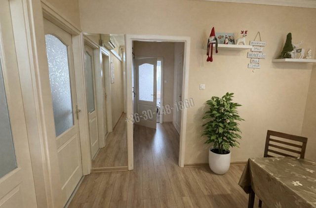 Eladó panellakás, Nyíregyházán 48.9 M Ft, 2+1 szobás