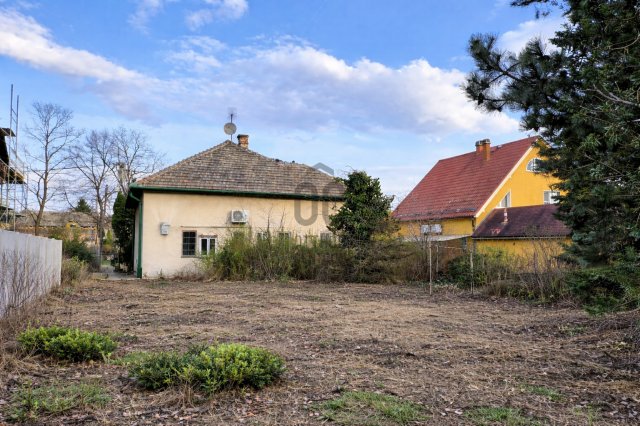 Eladó telek, Budapesten, XV. kerületben 89.99 M Ft