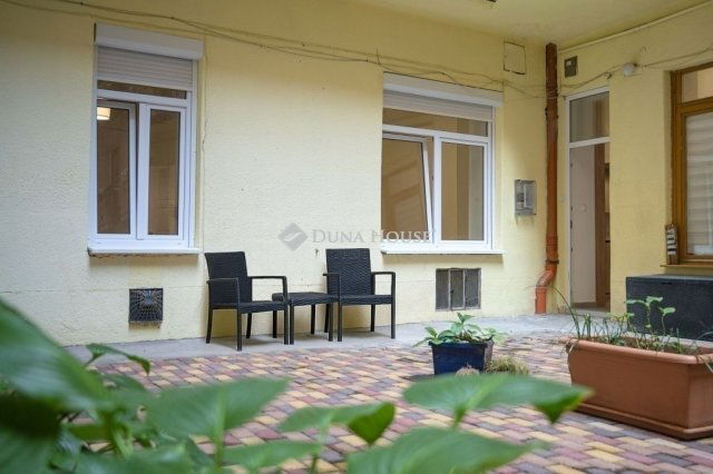 Eladó téglalakás, Budapesten, I. kerületben 99.9 M Ft, 3 szobás