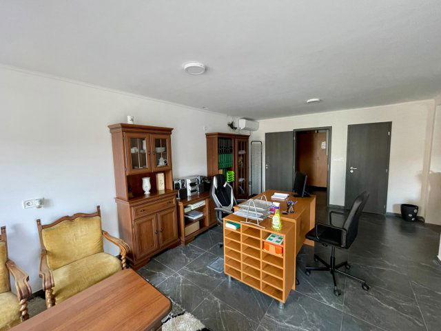 Eladó téglalakás, Hatvanban 43 M Ft, 3 szobás