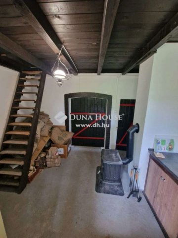 Eladó nyaraló, Zókon 9 M Ft, 1 szobás / költözzbe.hu