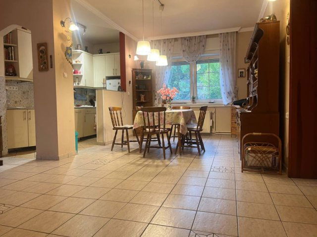 Eladó téglalakás, Piliscsabán 140 M Ft, 4 szobás