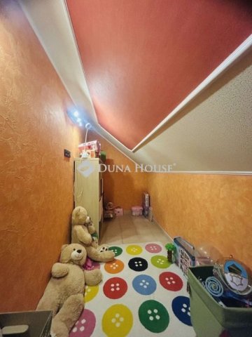 Eladó családi ház, Lajosmizsén 129 M Ft, 5 szobás