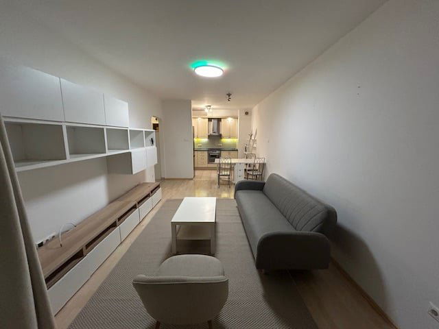 Kiadó téglalakás, albérlet, III. kerületben, Nánási úton