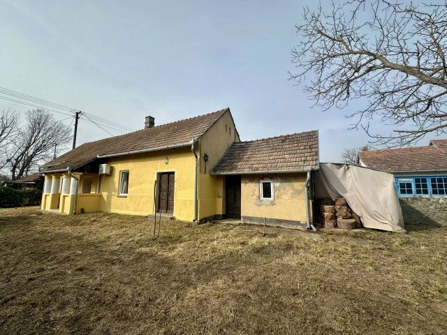 Eladó családi ház, Somogyzsitfán 23.5 M Ft, 2 szobás