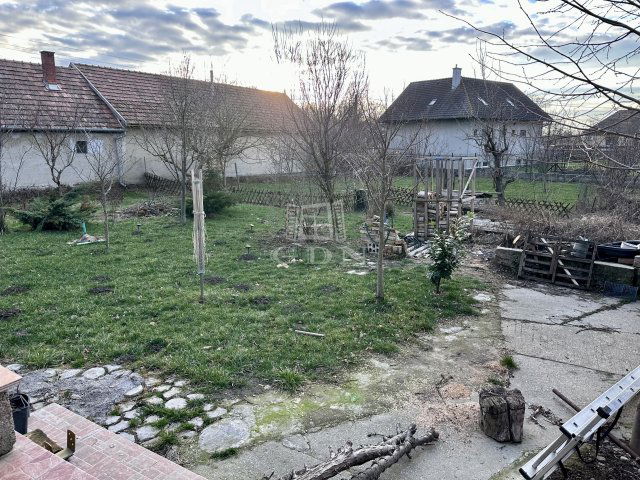 Eladó telek, Kiskunlacházán 16.99 M Ft, 2 szobás