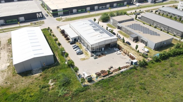 Eladó ipari ingatlan, Székesfehérvárott 495 M Ft