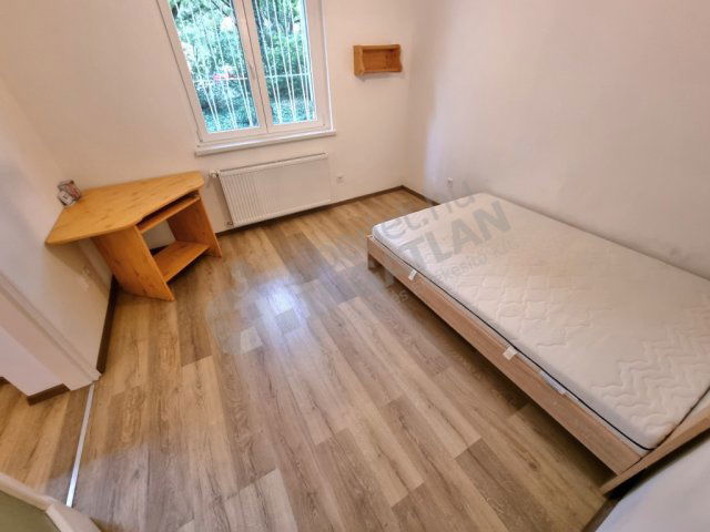 Kiadó téglalakás, albérlet, XIII. kerületben, Szent László úton