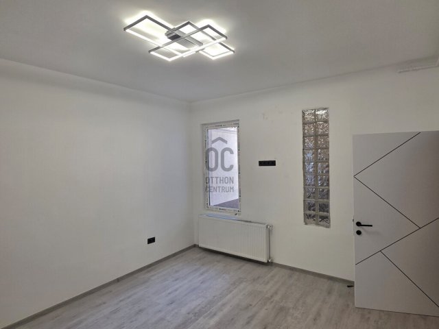 Eladó téglalakás, Budapesten, XX. kerületben 44.9 M Ft, 1 szobás