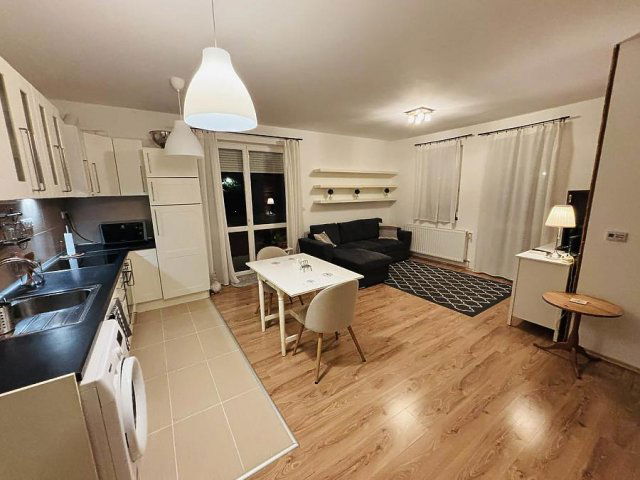 Eladó téglalakás, Dunakeszin 74.9 M Ft, 2 szobás