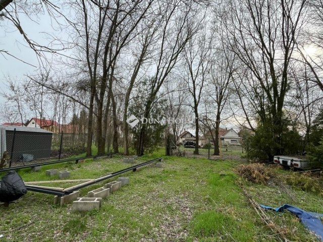 Eladó családi ház, Albertirsán 94 M Ft, 8 szobás