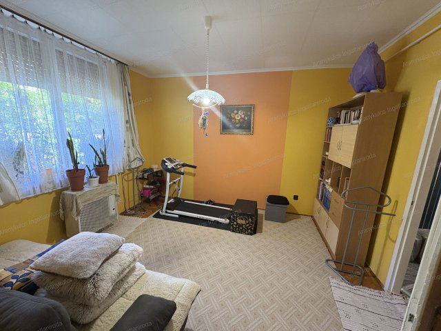 Eladó téglalakás, Gyulán 34.9 M Ft, 2 szobás