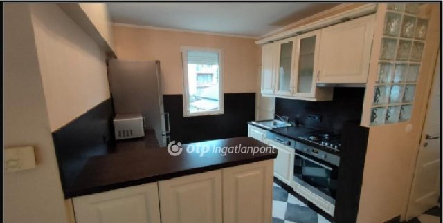 Eladó téglalakás, Budapesten, II. kerületben 124 M Ft