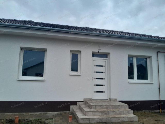 Eladó családi ház, Helvécián 105 M Ft, 5 szobás