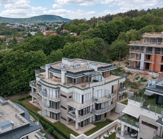 Eladó téglalakás, Budapesten, III. kerületben 174.9 M Ft