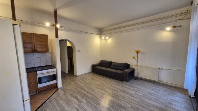 Eladó téglalakás, XVIII. kerületben, Felsőcsatári úton