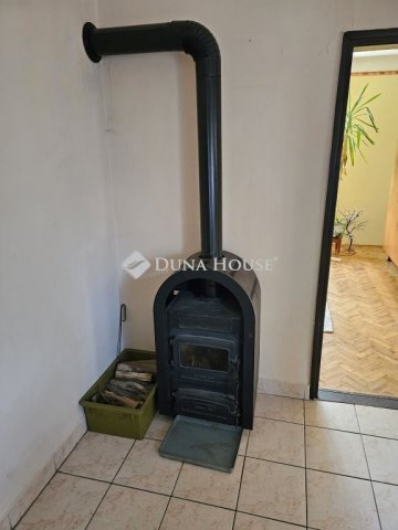 Eladó családi ház, Veresegyházon 54.9 M Ft, 3 szobás