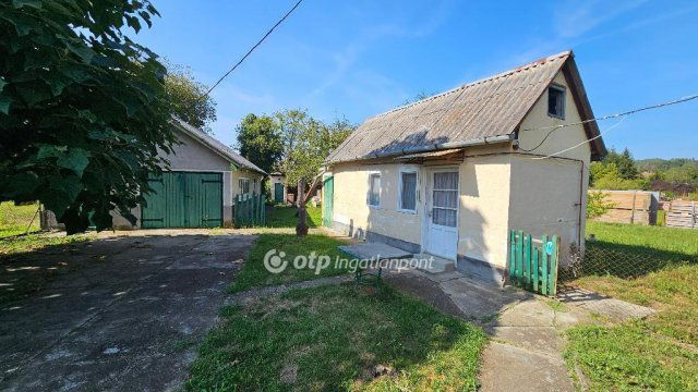 Eladó családi ház, Sirokban 22.9 M Ft, 2 szobás