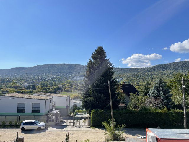 Eladó téglalakás, Budapesten, III. kerületben 136.9 M Ft