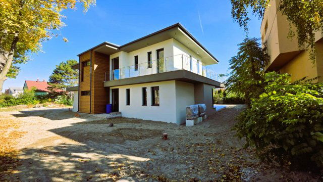 Eladó téglalakás, Szigetszentmiklóson 76.4 M Ft, 3 szobás