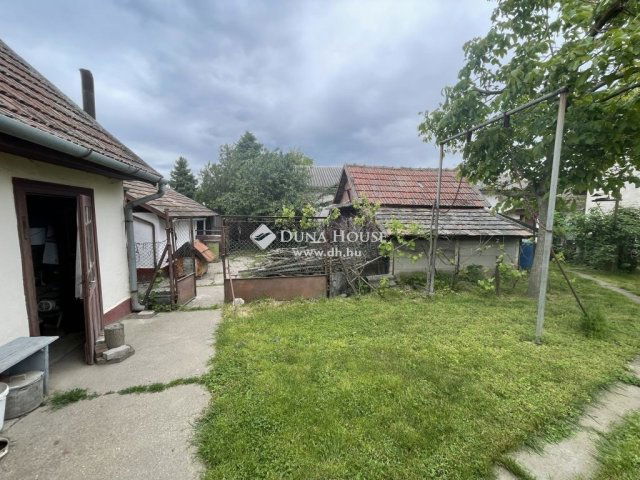 Eladó családi ház, Tóalmáson 34 M Ft, 3+1 szobás