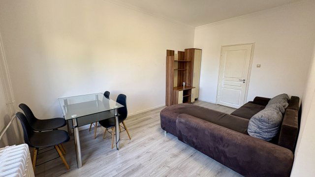 Kiadó téglalakás, albérlet, Debrecenben 219 E Ft / hó, 3 szobás