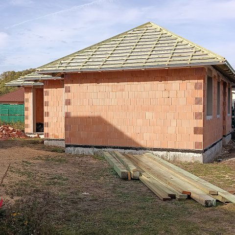 Eladó családi ház, Harkán 94.9 M Ft, 4 szobás